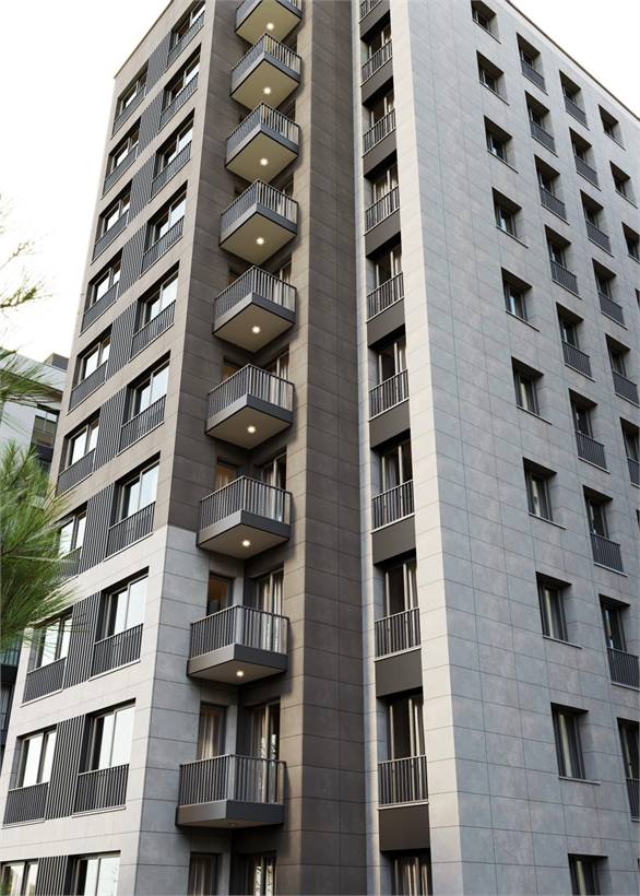 Devam eden projede çıkma balkonlar ve cephe kaplaması detayı